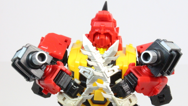 Transformers Mastermind Creations Headstrong R05 Fortis Video Review Shartimus Prime Image  (24 of 45)